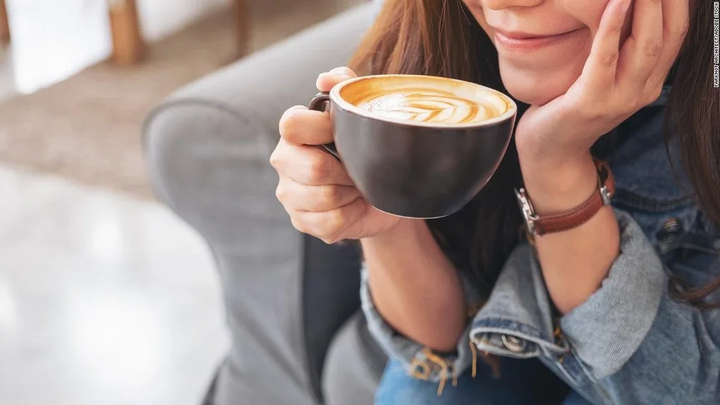 Chuyên gia tiết lộ thời điểm uống cà phê tốt nhất trong ngày - 1