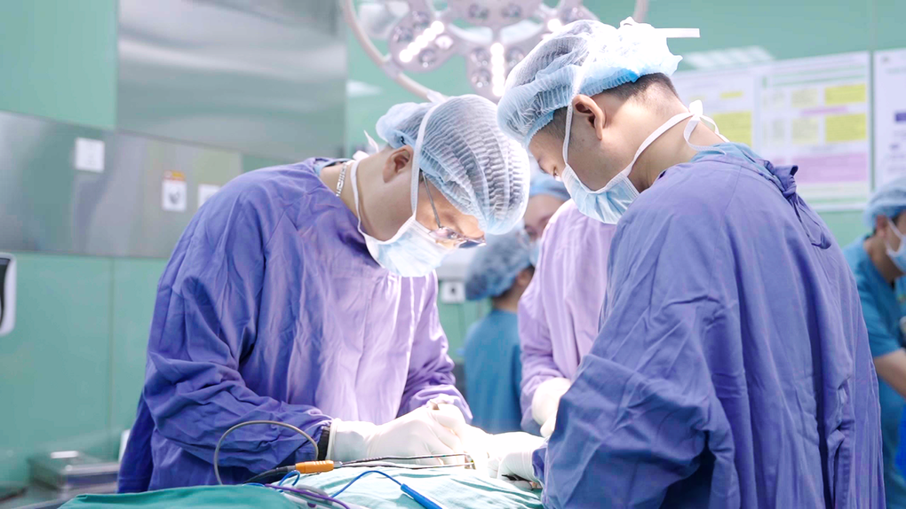 Nạo vét hạch cổ trong phẫu thuật ung thư giáp có gây đau, tăng nguy cơ biến chứng?