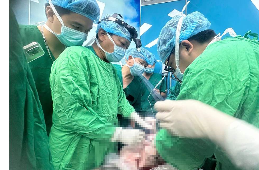 Những ca ghép phổi đặc biệt: Dấu ấn y học Việt Nam vươn tầm quốc tế - 17 Những ca ghép phổi đặc biệt: Dấu ấn y học Việt Nam vươn tầm quốc tế - 17