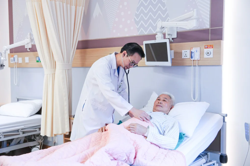 Hồi sinh cánh tay bị tắc động mạch cho cựu chiến binh - 3 Hồi sinh cánh tay bị tắc động mạch cho cựu chiến binh - 3
