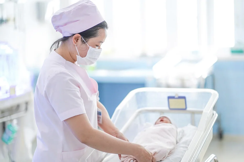 Người mẹ mang thai thì phát hiện ung thư: Tôi sẽ mạnh mẽ sống và nuôi con - 2 Người mẹ mang thai thì phát hiện ung thư: Tôi sẽ mạnh mẽ sống và nuôi con - 2
