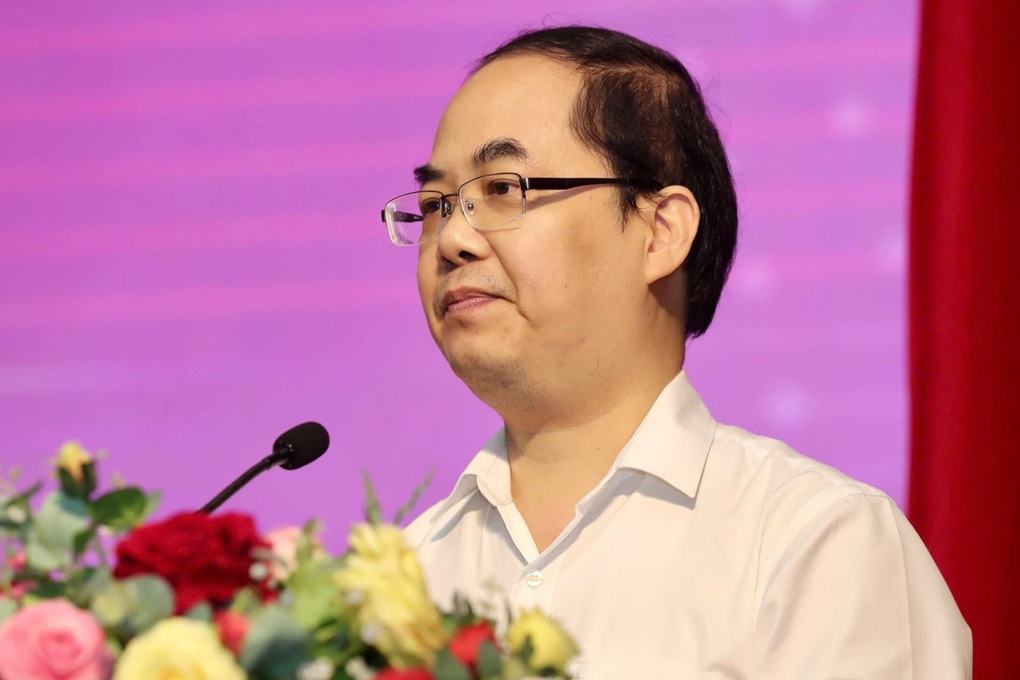 Lãnh đạo Bộ Y tế chỉ rõ hành vi tiếp tay cho vấn nạn mỹ phẩm giả tràn lan