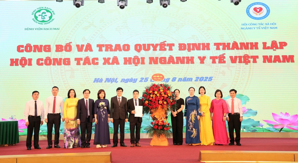 Thứ trưởng Bộ Y tế: Cán bộ Công tác xã hội là “thầy thuốc của tâm hồn”