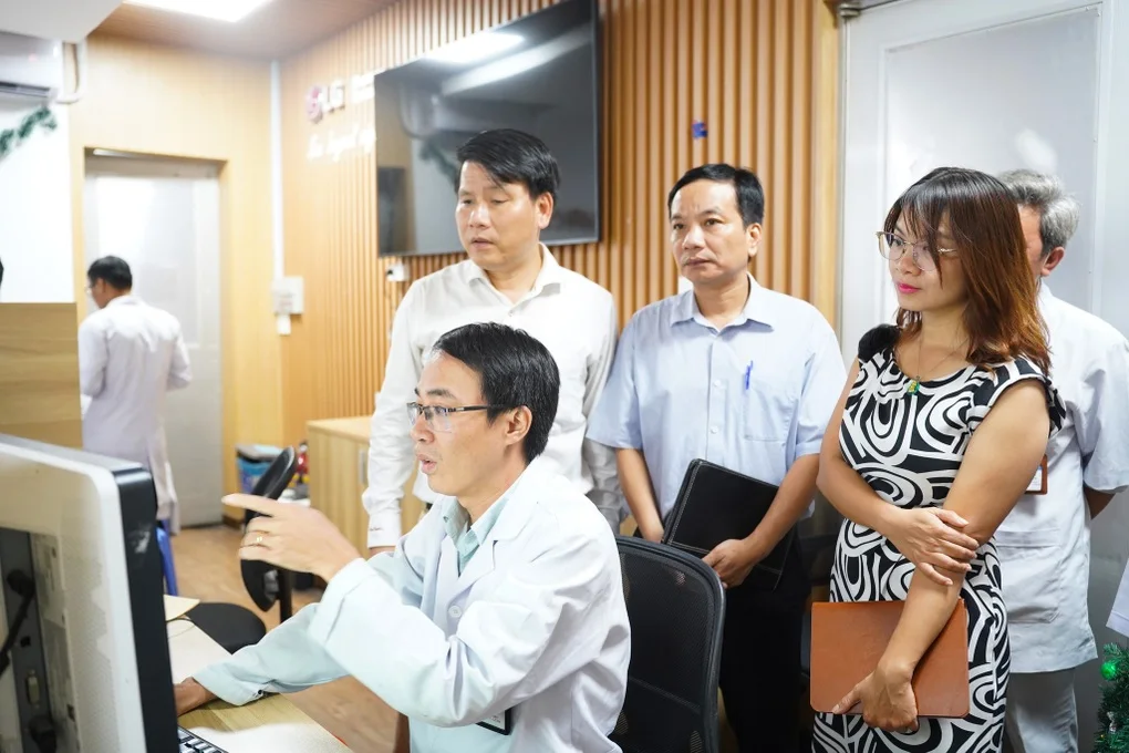 Vượt khó, Bệnh viện Chợ Rẫy có thành tích tự hào mừng 80 năm Quốc khánh - 2 Vượt khó, Bệnh viện Chợ Rẫy có thành tích tự hào mừng 80 năm Quốc khánh - 2
