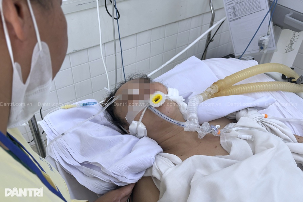 Cô gái 18 tuổi bỗng la hét rồi hôn mê nguy kịch, phải cấp cứu ở 4 bệnh viện