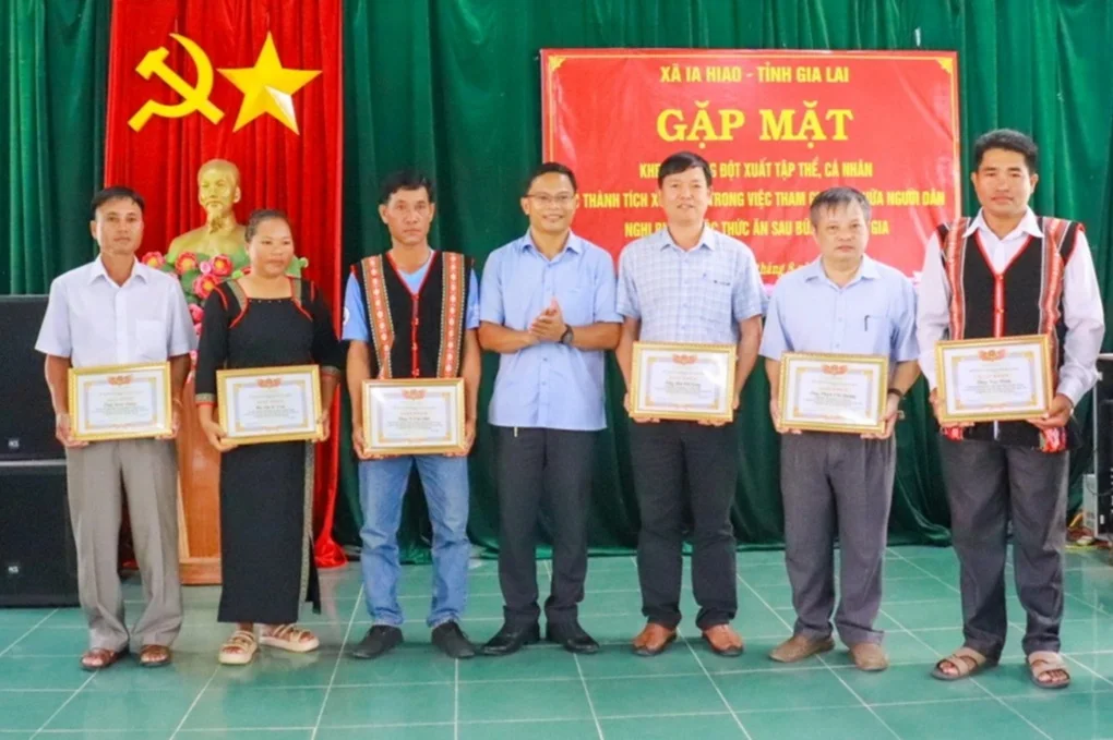 Vụ 131 người nhập viện sau tiệc tân gia: 45 người đã xuất viện - 2 Vụ 131 người nhập viện sau tiệc tân gia: 45 người đã xuất viện - 2
