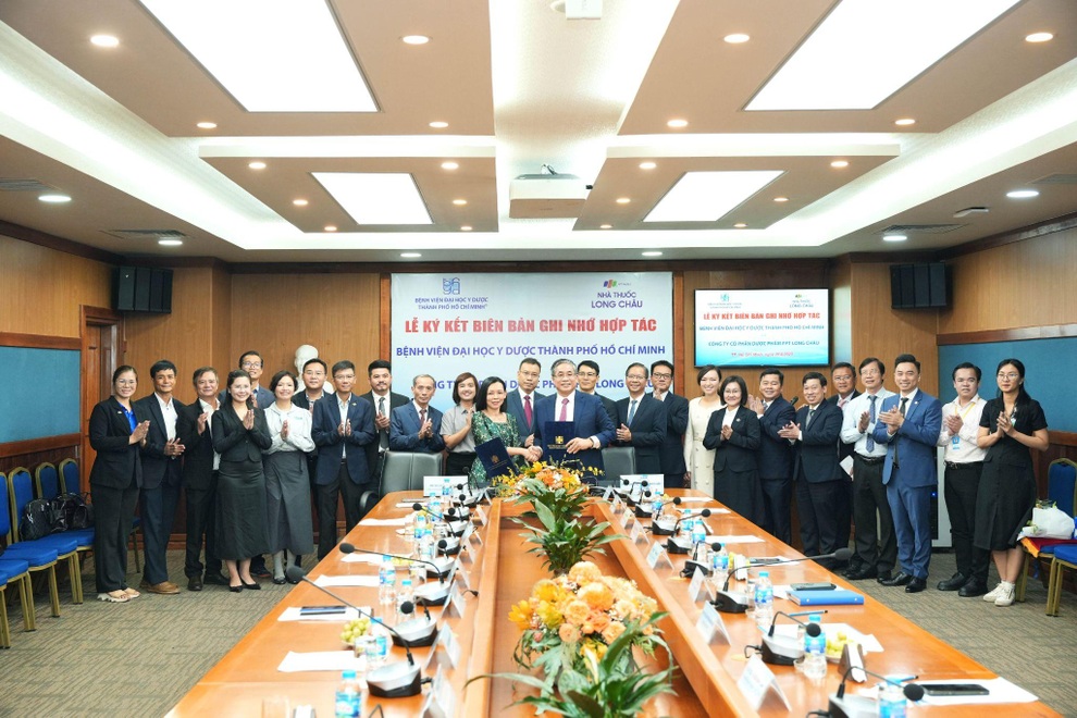 Long Châu hợp tác chiến lược toàn diện cùng Bệnh viện Đại học Y Dược TPHCM