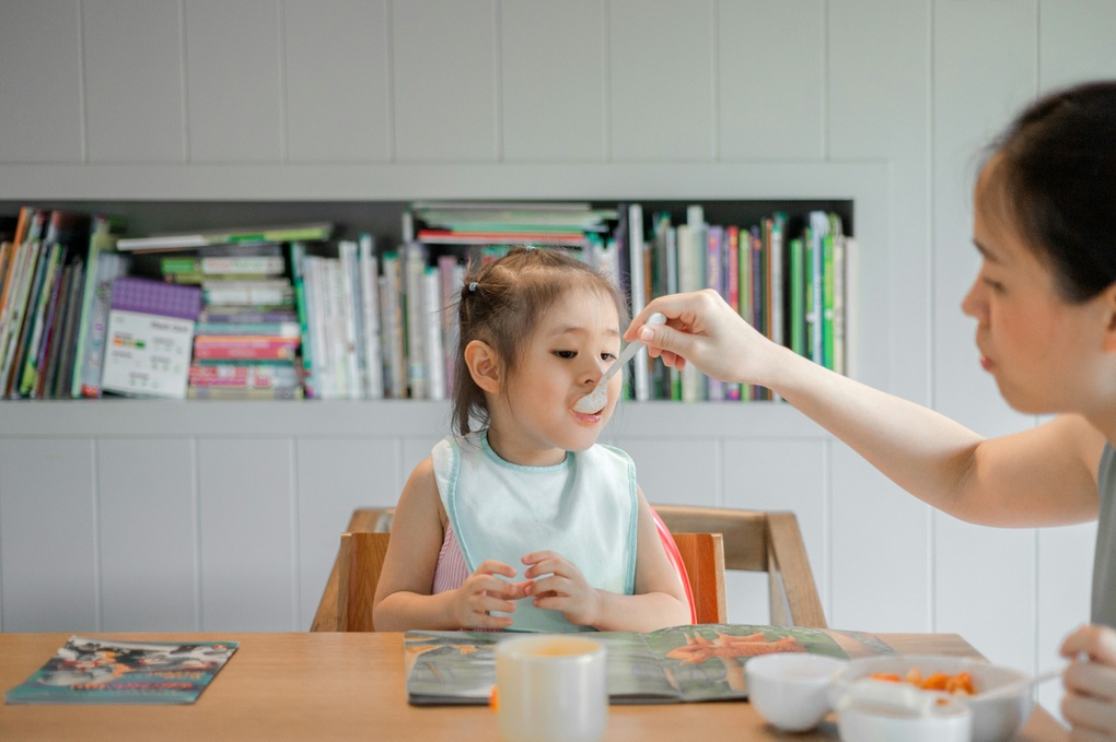 Bố mẹ thấp, con có thể đạt chiều cao tốt không?