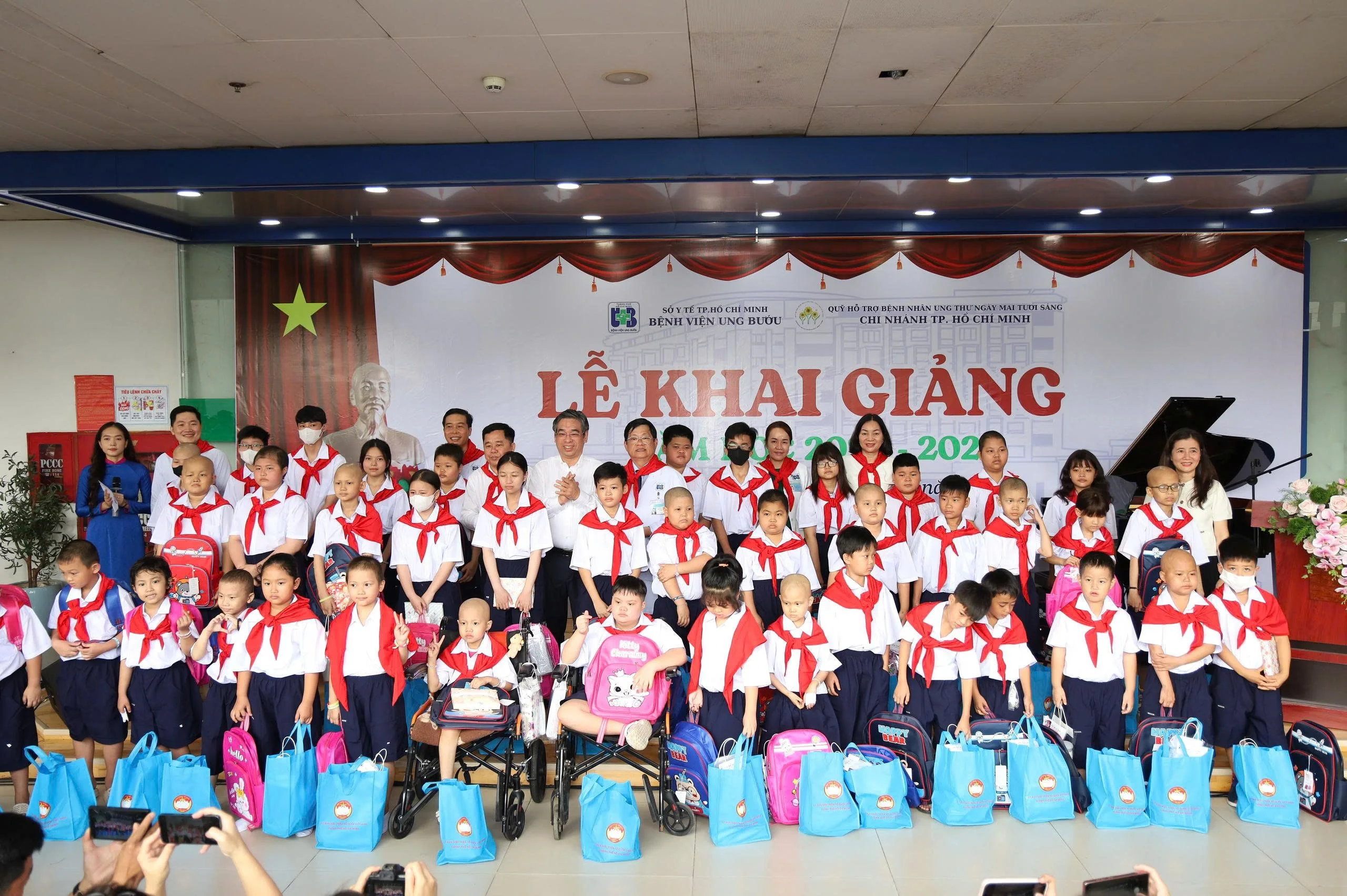 Lớp học đặc biệt ở TPHCM: Trẻ “ở lại lớp càng lâu, cô giáo càng hạnh phúc - 9 Lớp học đặc biệt ở TPHCM: Trẻ “ở lại lớp càng lâu, cô giáo càng hạnh phúc - 9