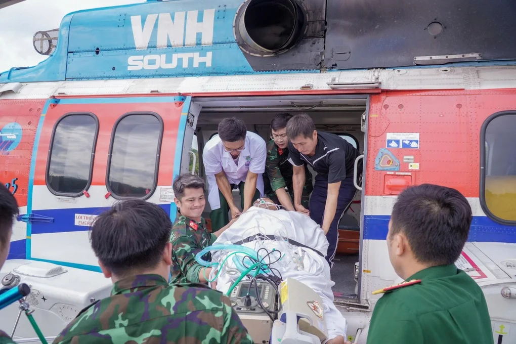Liệt 2 chân nguy kịch sau khi lặn sâu 40 mét dưới biển - 2 Liệt 2 chân nguy kịch sau khi lặn sâu 40 mét dưới biển - 2