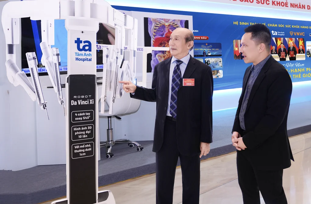 Robot AI của Bệnh viện Tâm Anh tại triển lãm Thành tựu Y tế - 3