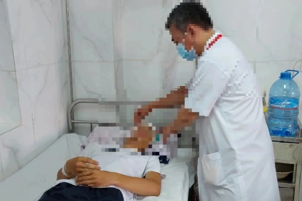 Vụ máy hỏng vẫn kê khai tán sỏi hàng trăm bệnh nhân: Không thể chỉ kỷ luật! - 3
