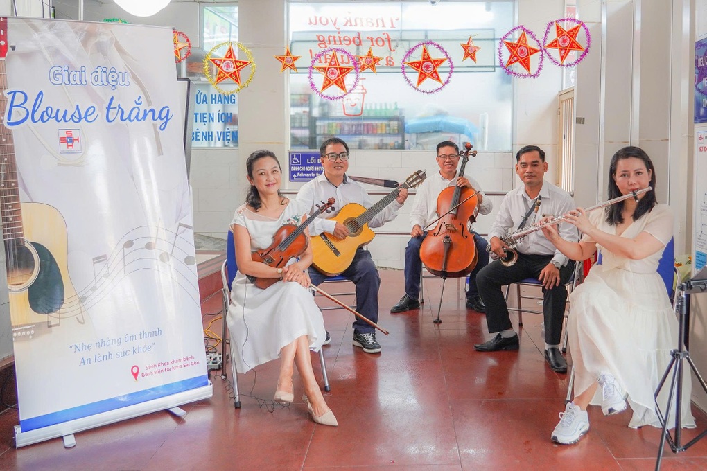 Giai điệu “chữa lành” đặc biệt lần đầu vang lên ở bệnh viện trung tâm TPHCM