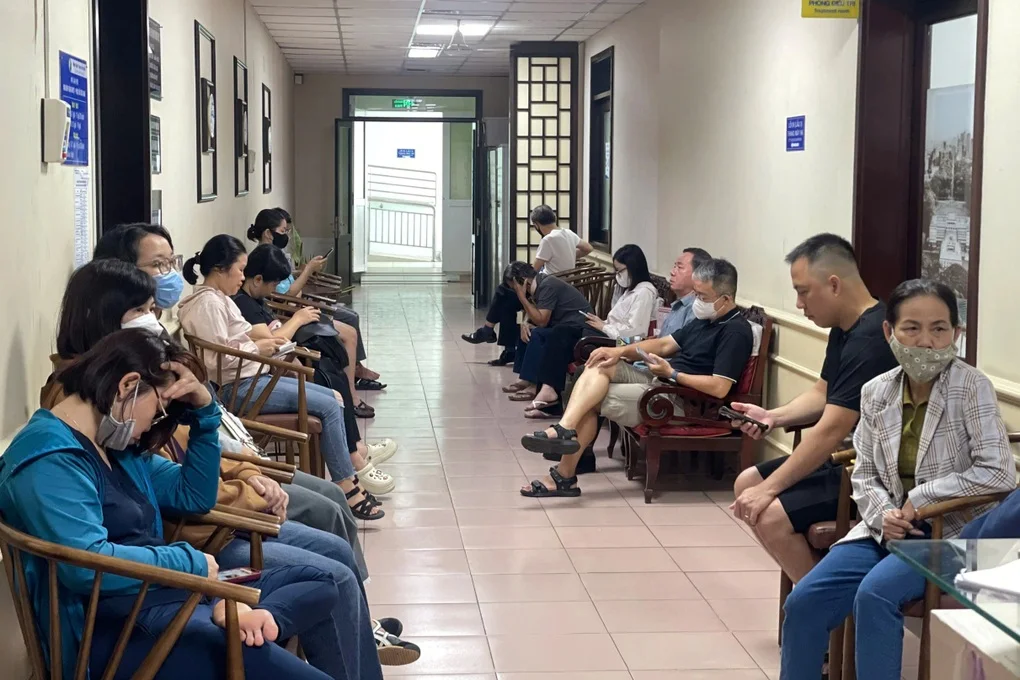 Tin vui cho người dân muốn khám bệnh BHYT tại bệnh viện tuyến chuyên sâu - 3 Tin vui cho người dân muốn khám bệnh BHYT tại bệnh viện tuyến chuyên sâu - 3