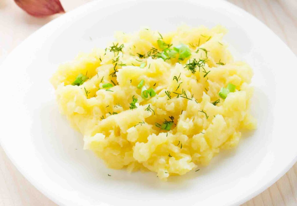 Gourmet Cheddar-Scallion Mashed Potatoes