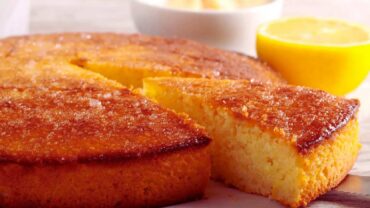 Sunshine Slice: Jennifer Garner’s Lemon Olive Oil Cake