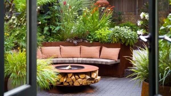 Rooftop Garden Plant Recommendations: Cold & Drought-Resistant Varieties to Create a Year-Round Picture-Perfect Retreat!​