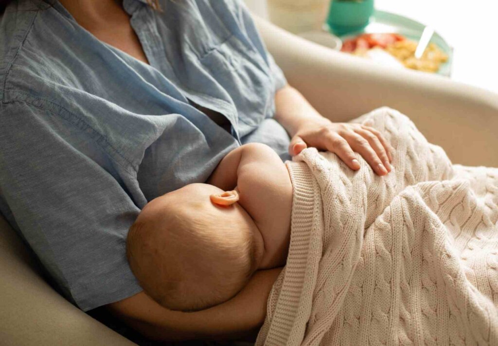 AAP recommend Breastfeeding For 2 Years