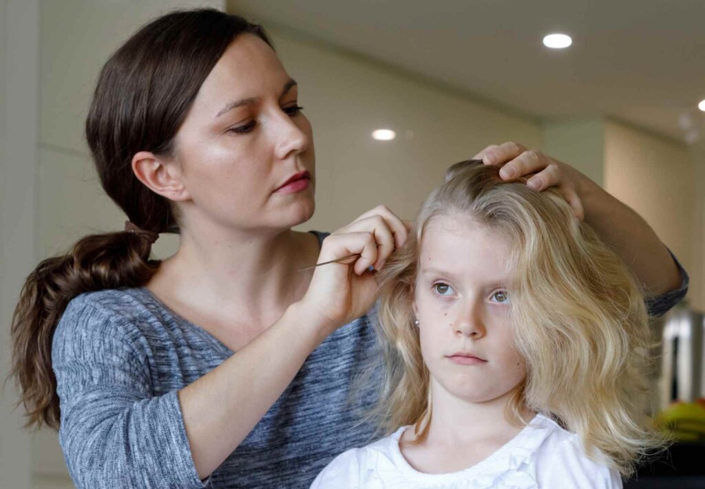 How To Deal With Head Lice Without Missing Class