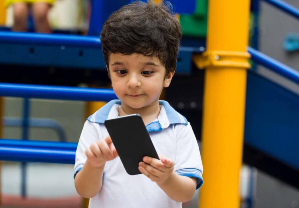 Setting Screen Time Limits For Toddlers