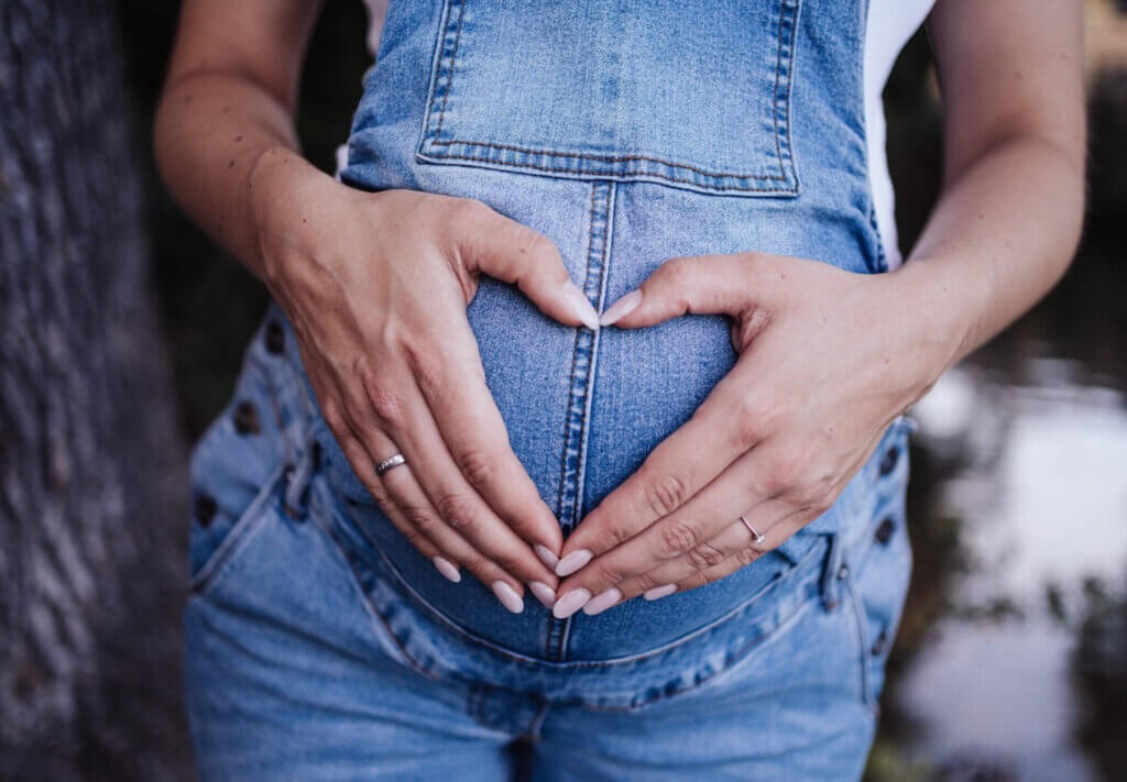 Ten Fun Ways to Say "I'm Pregnant!"