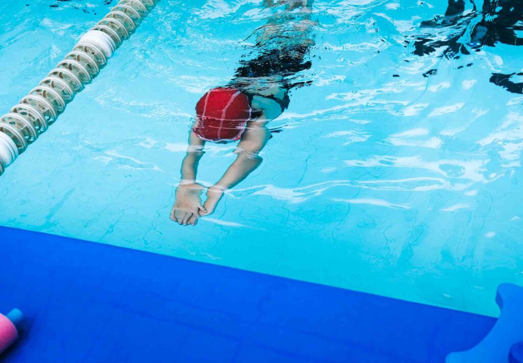 How to Train Kids to Swim