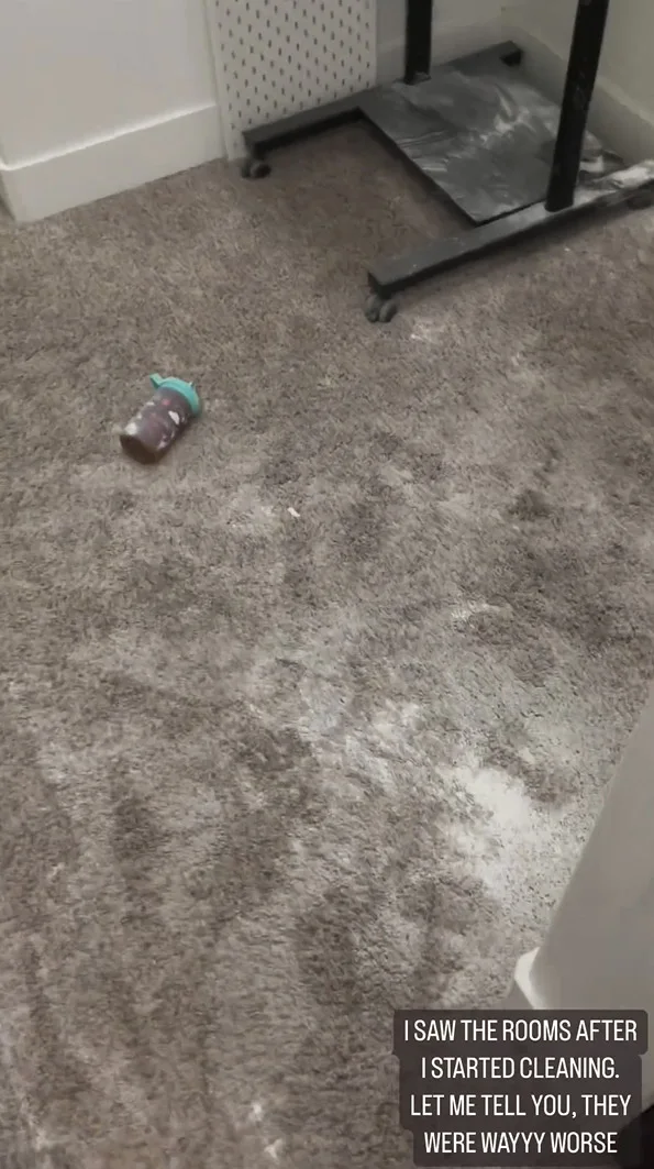 Mykelti posted the clip showing her carpets and doors covered with baby powder after briefly leaving the little ones alone