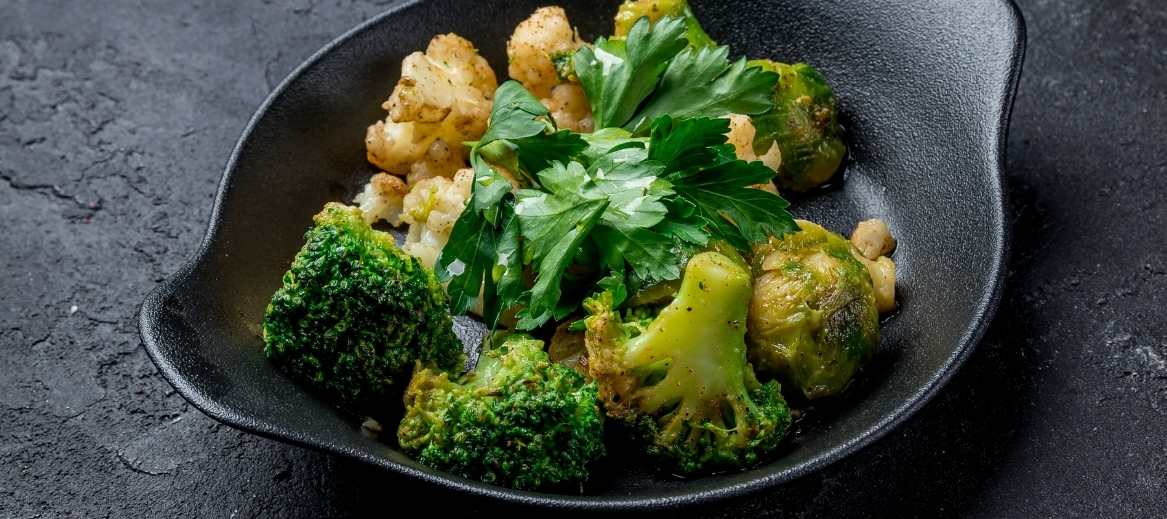 Broccoli in garlic sauce, prepared in the takeout style, is a delicious side dish for any dinner.