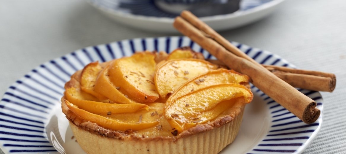 This dessert is delicious because it is made with plenty of peaches and a flaky pie crust.
