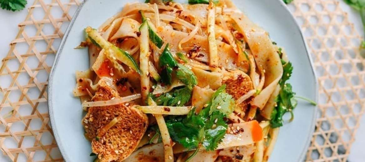 Spicy Cold Skin Noodles (Liangpi)