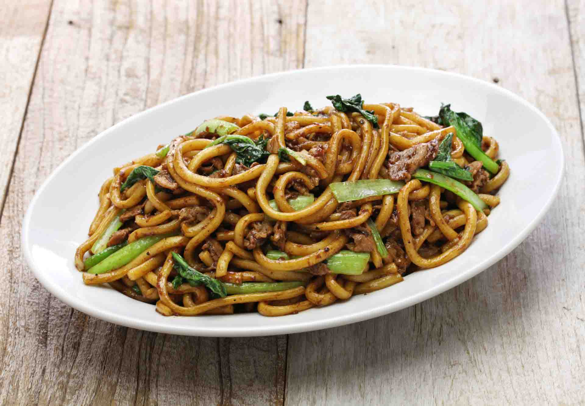 Quick and Easy Shanghai Stir-Fried Noodles