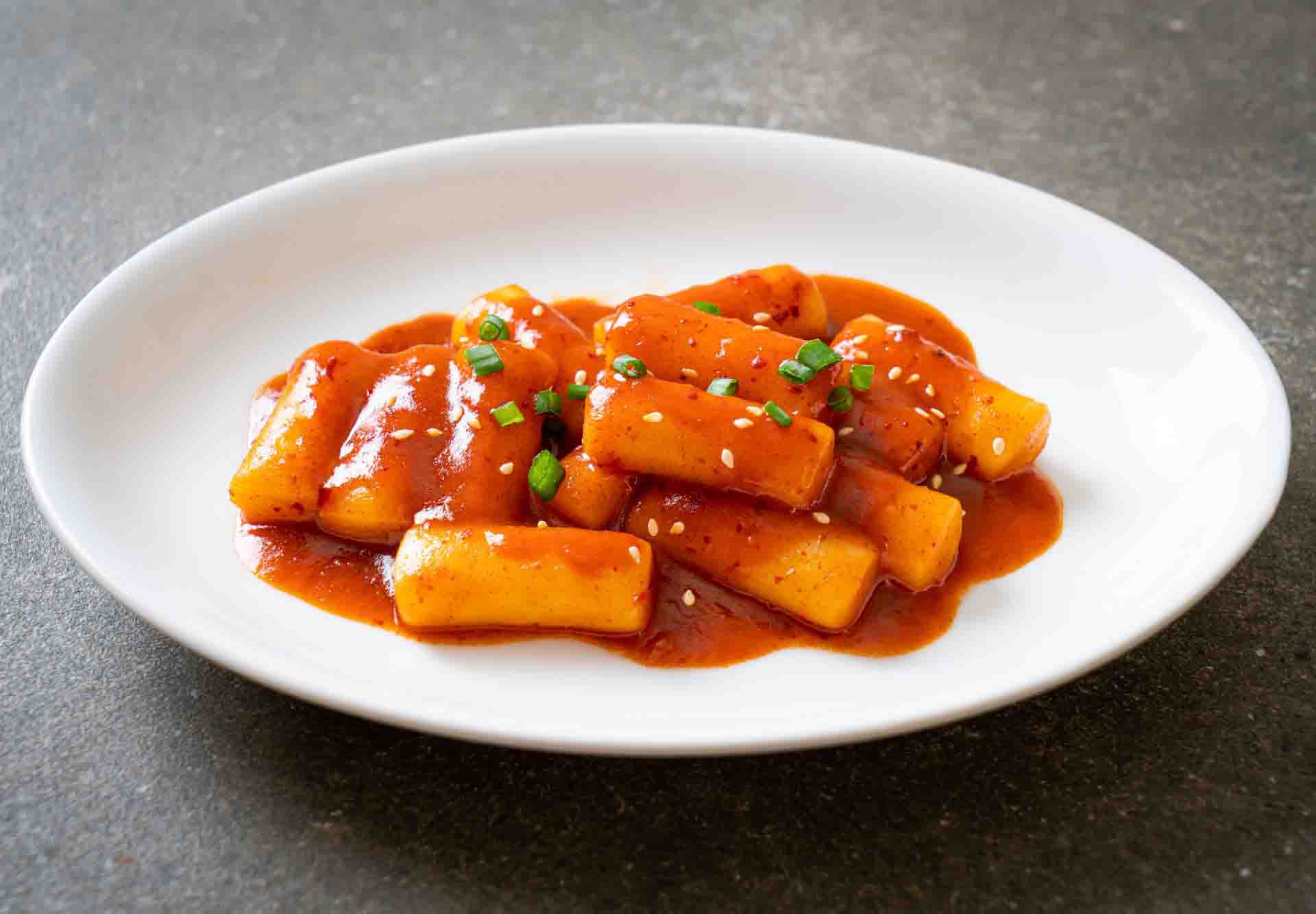 Zesty Stir-Fried Chinese Rice Cakes: A Spicy Delight
