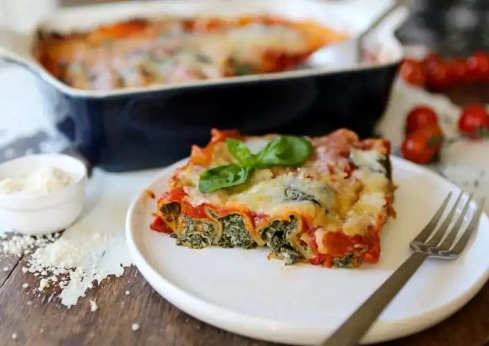 A vegan spinach and ricotta cannelloni, a vegan pasta recipe