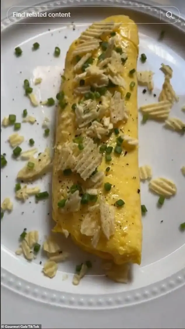 A TikTok chef who goes by the name Gourmet Gab recreated Sidney's Boursin and crisps omelette from The Bear