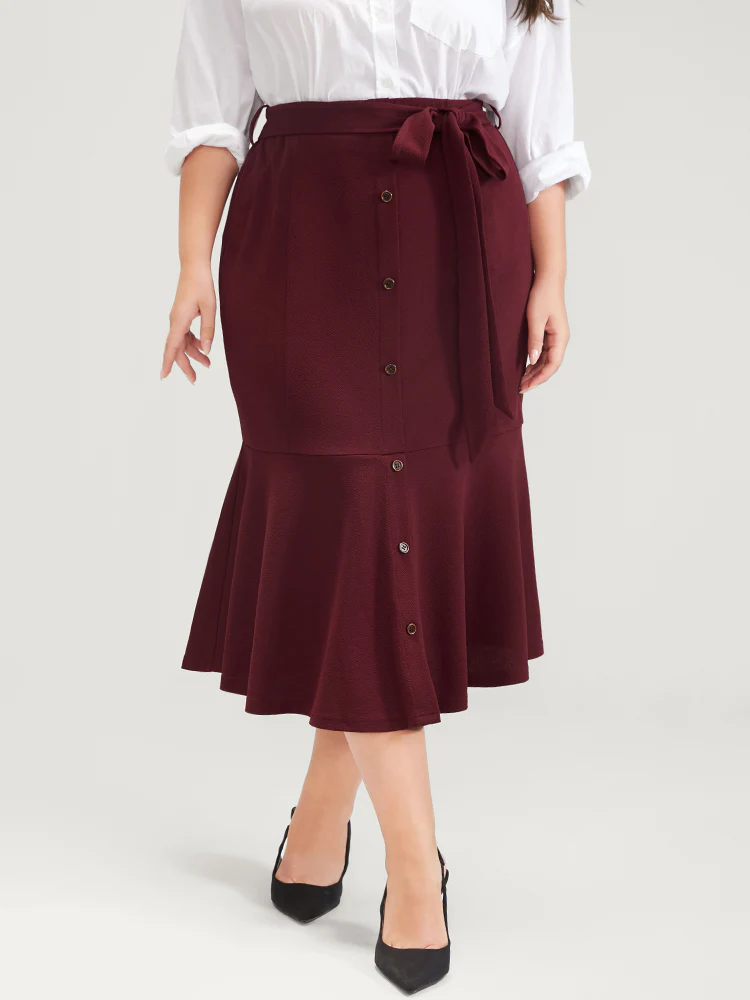 Most Fashionable Plus-Size Skirts