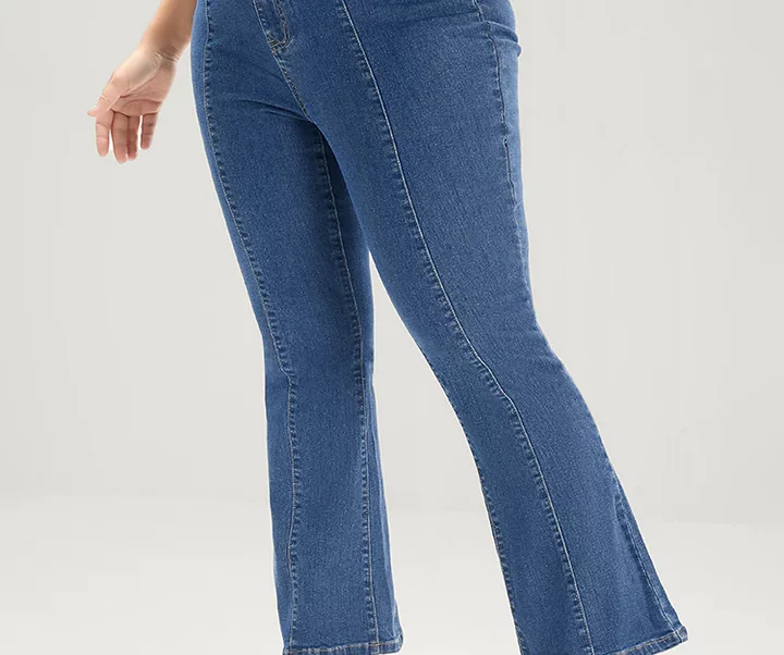 High-Waisted Jeans