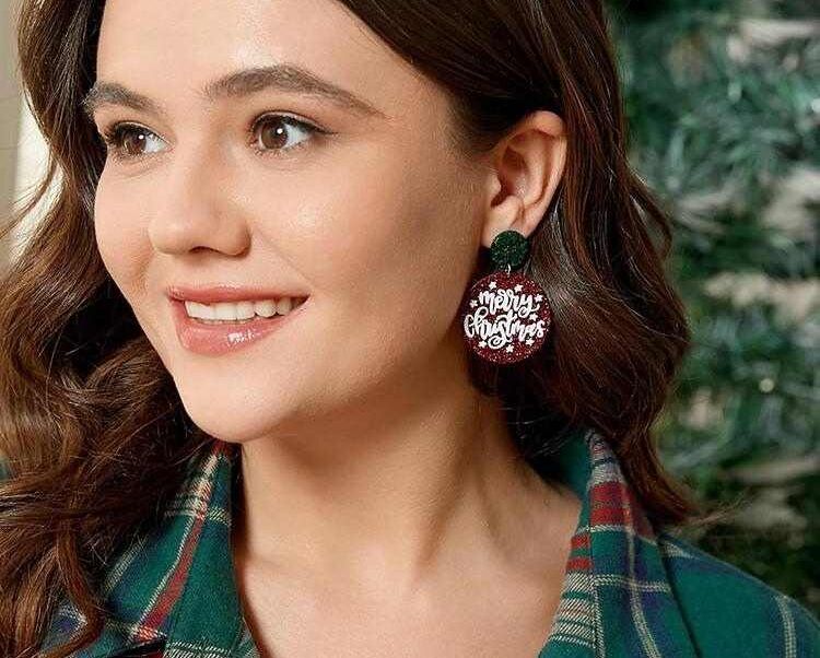 Best Christmas Accessories On Sale