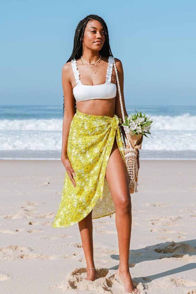 Beachwear For The Shy Low-Key Looks