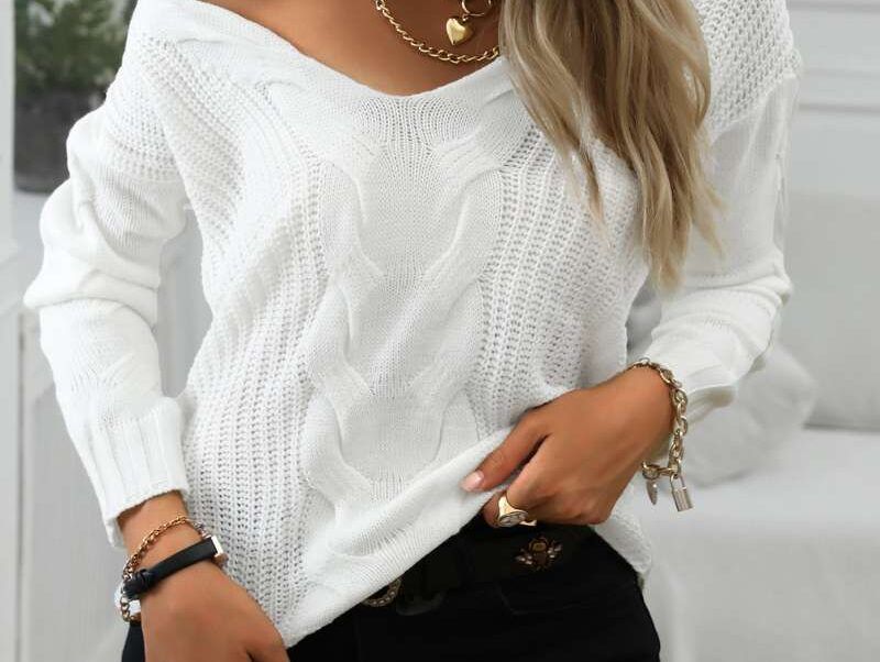 Top Cable-Knit Sweaters