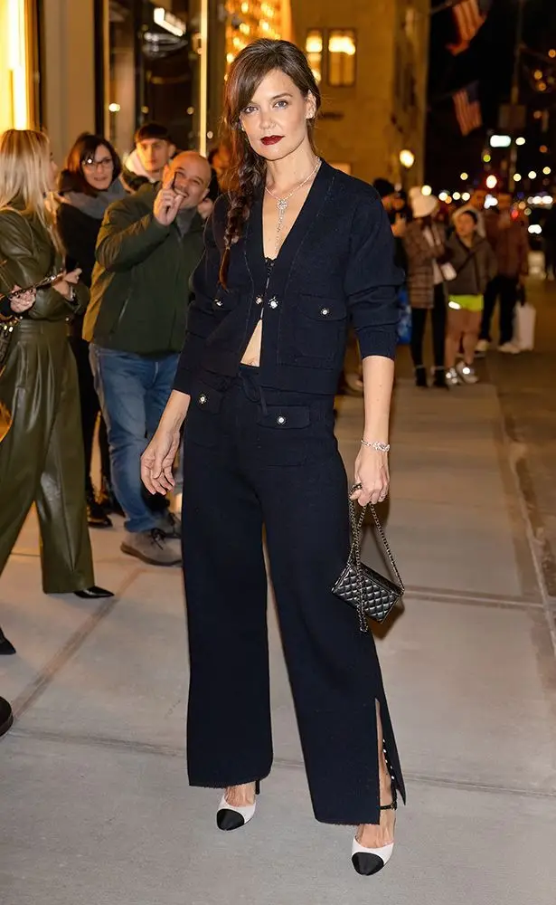 Katie Holmes heading to the Chanel dinner on Wednesday