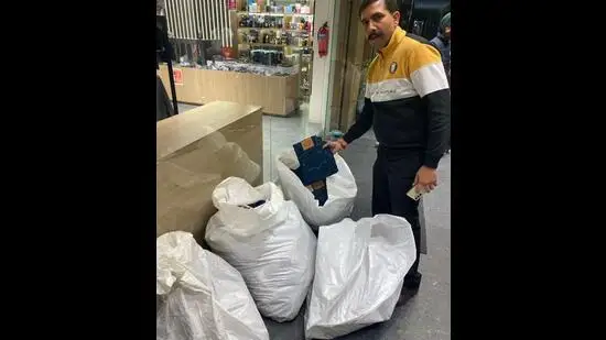 On searching the ‘Brand Mandi’ store in Sector 79, Mohali, police teams recovered counterfeit products of Levi Strauss & Co and Calvin Klein. (HT Photo) On searching the ‘Brand Mandi’ store in Sector 79, Mohali, police teams recovered counterfeit products of Levi Strauss & Co and Calvin Klein. (HT Photo)
