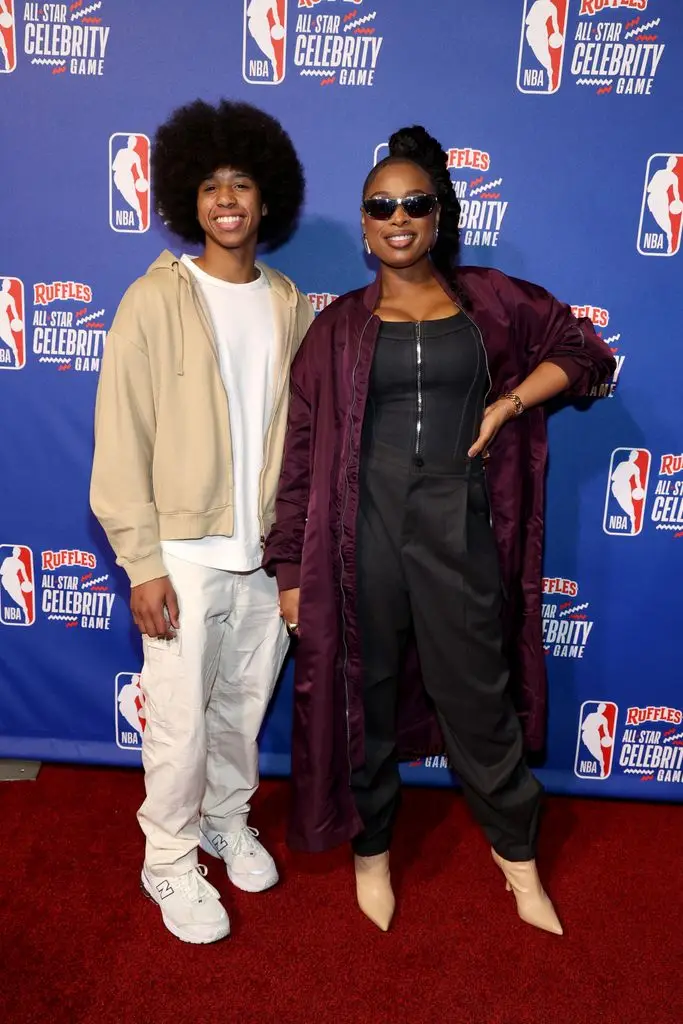 David Daniel Otunga Jr. and Jennifer Hudson attend the 2024 Ruffles NBA All-Star Celebrity Game