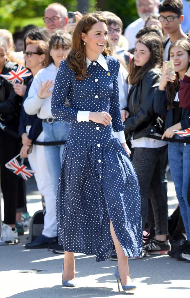 princess kate in navy polka dot dress at d day exhibition