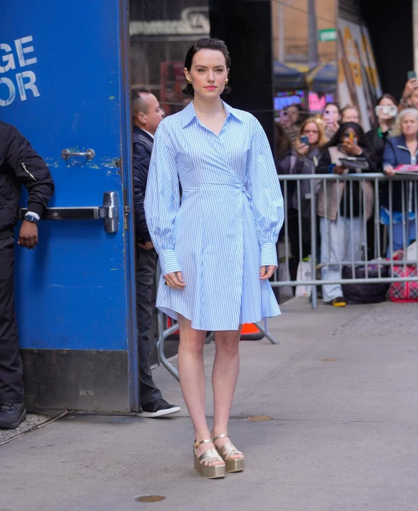 Daisy Ridley shirt dress look