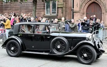 The bride arriving at Chester Cathedral