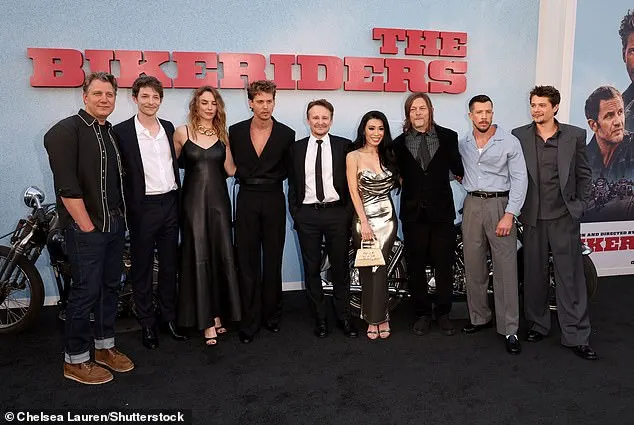 Some of the cast and crew also gathered together, such as Mike Nichols, Mike Faist, Jodie Comer, Austin Butler, Damon Herriman, Phuong Kubacki, Norman Reedus, Beau Knapp and Toby Wallace