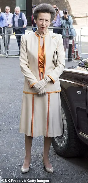 Anne also wore the outfit to a meeting at the Royal Albert Hall in 2015