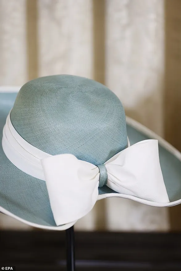 A 1989 Sommerville teal hat worn by Princess Diana