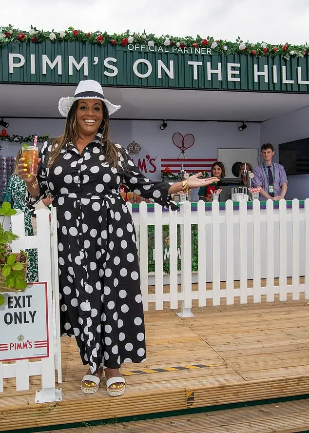 Earlier in the day, Alison treated herself to a drink at the Pimm’s on the Hill bar before heading into Centre Court