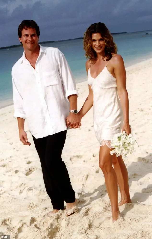 In 1998 Cindy Crawford married Rande Gerber barefoot on the beach. The supermodel didn't go for the traditional gown and instead looked flawless in a simple John Galliano slip dress. Rochelle said this dress was 'very fitting' for the beach wedding